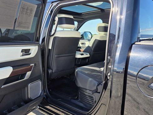 Used 2024 Toyota Tundra Capstone AWD/4WD image 15