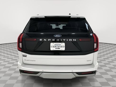 Used 2025 Ford Expedition Max Platinum AWD/4WD image 3