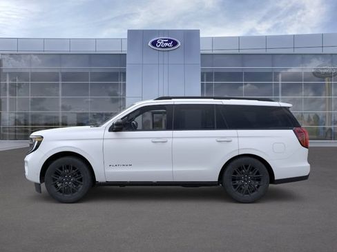 New 2026 Ford Expedition Platinum w/ Stealth Appearance Package AWD/4WD image 3