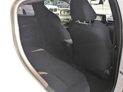 Used 2018 Toyota C-HR XLE FWD image 32