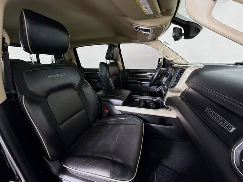 Used 2019 RAM 1500 Laramie image 27
