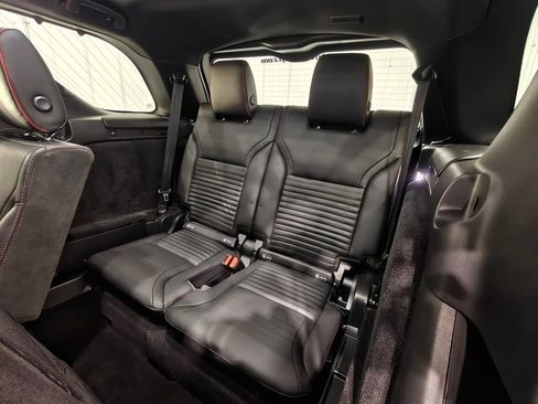 Used 2020 Land Rover Discovery HSE Luxury image 36