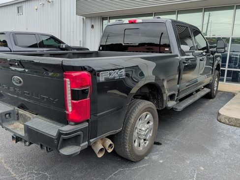 Used 2024 Ford F350 Lariat w/ Lariat Ultimate Package AWD/4WD image 3