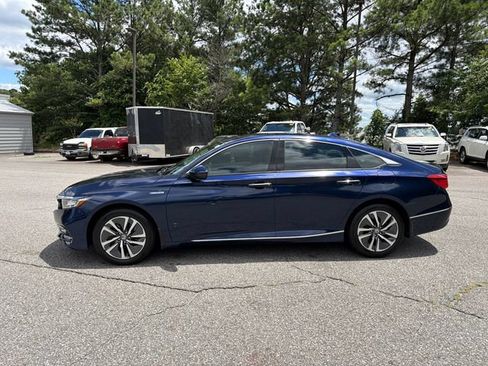 Used 2019 Honda Accord Touring image 4