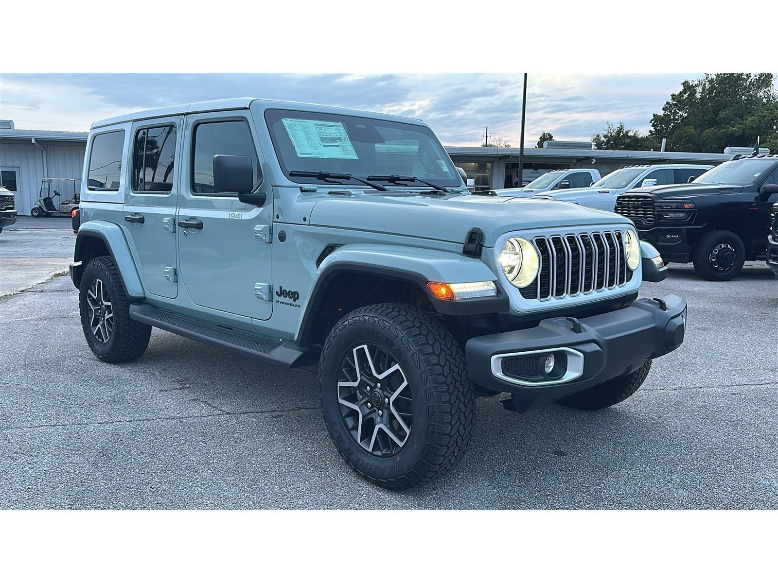 New 2027 Jeep Wrangler Unlimited Sahara AWD/4WD image 8