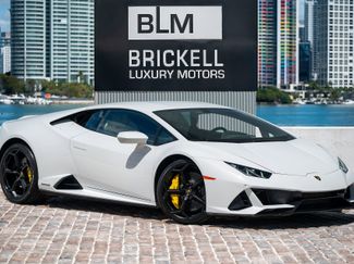 Used 2020 Lamborghini Huracan EVO video 1