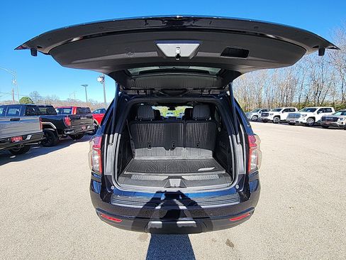 Certified 2024 Chevrolet Tahoe Z71 w/ Luxury Package image 33