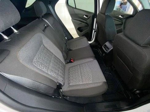 Used 2023 Chevrolet Equinox LT FWD image 13