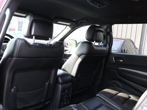 Used 2019 Dodge Durango GT image 38