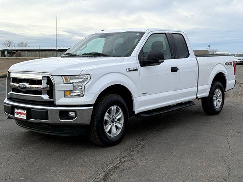 Used 2015 Ford F150 XLT w/ Equipment Group 301A Mid image 8