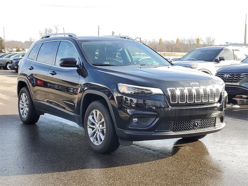 Used 2021 Jeep Cherokee Latitude Lux image 4