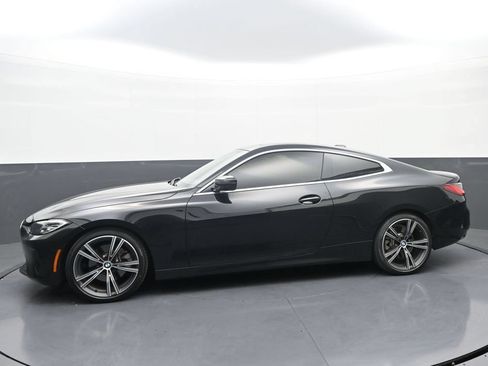 Used 2024 BMW 430i Coupe w/ Convenience Package RWD image 4