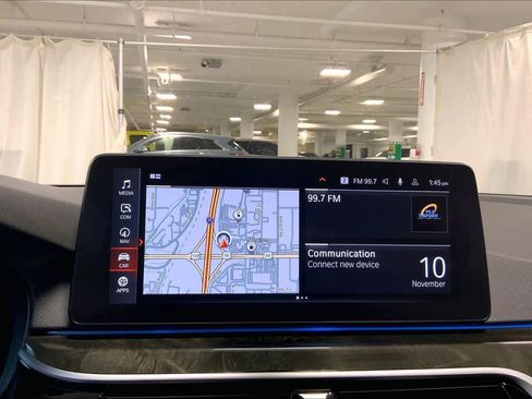 Certified 2023 BMW 530e xDrive w/ Premium Package image 35