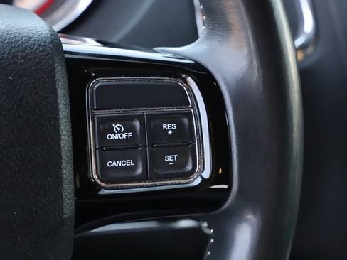 Used 2017 Dodge Grand Caravan SXT FWD image 24