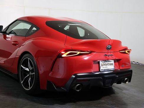 Used 2021 Toyota Supra RWD image 11