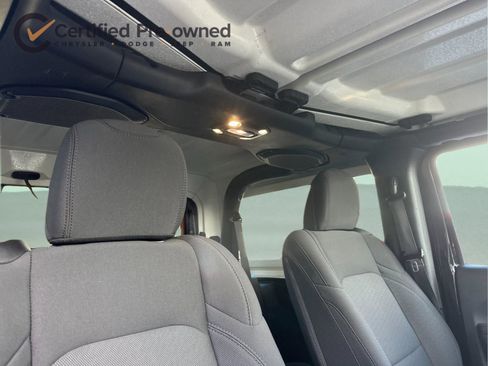 Certified 2022 Jeep Wrangler Sport S image 16