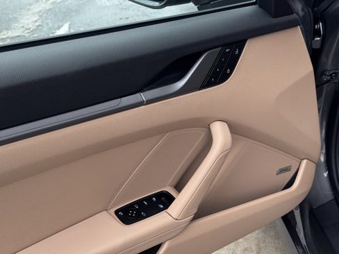 Certified 2022 Porsche 911 Carrera S image 21