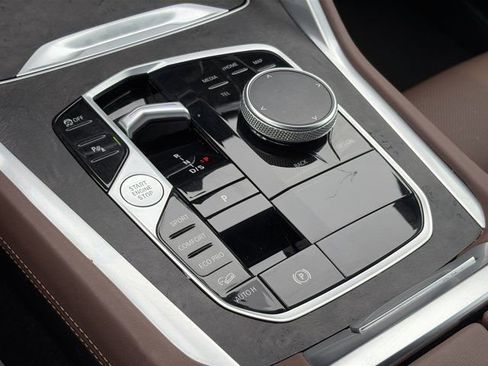 Certified 2024 BMW X6 xDrive40i w/ Premium Package image 23