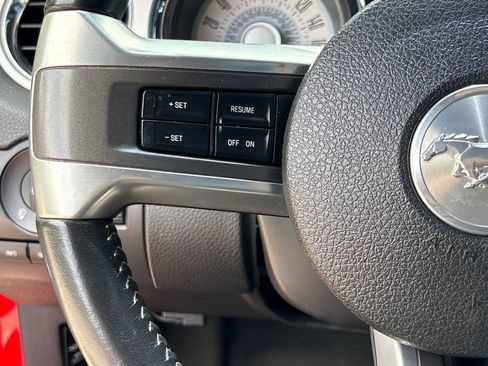 Used 2012 Ford Mustang GT Premium w/ Electronics Pkg RWD image 19