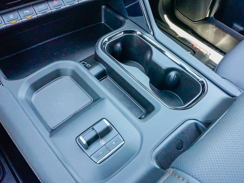 New 2026 GMC Sierra 3500 AT4 w/ AT4 Premium Plus Package AWD/4WD image 17