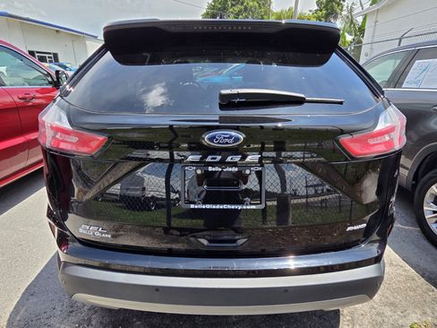 Used 2023 Ford Edge SEL w/ Convenience Package AWD/4WD image 3