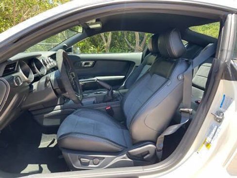 Used 2020 Ford Mustang Shelby GT350 w/ Technology Package image 14