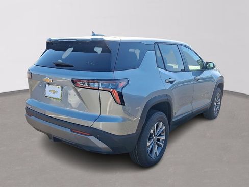 New 2027 Chevrolet Equinox LT w/ Convenience Package II FWD image 4