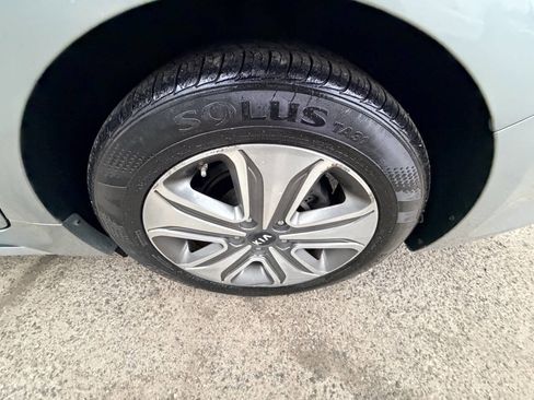 Used 2017 Kia Optima EX image 38