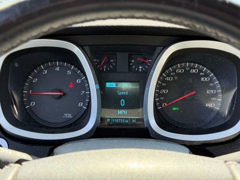 Used 2015 Chevrolet Equinox LT w/ Driver Convenience Package FWD image 17