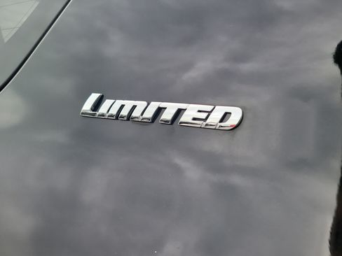 Used 2024 Toyota 4Runner Limited RWD image 10