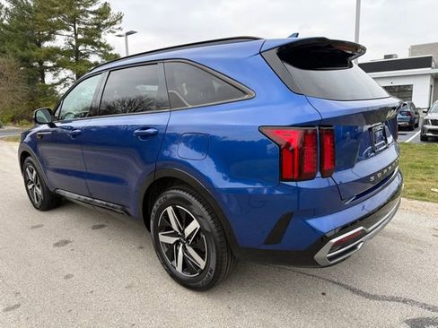 Certified 2022 Kia Sorento S image 2