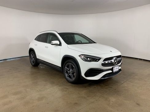 Used 2022 Mercedes-Benz GLA 250 4MATIC w/ AMG Line image 5