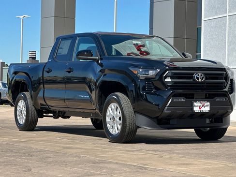New 2026 Toyota Tacoma SR5 RWD image 2