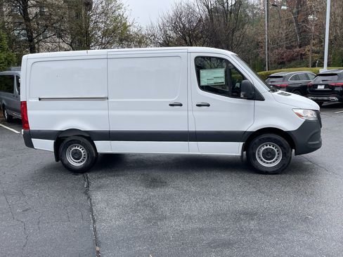 New 2025 Mercedes-Benz Sprinter 2500 image 5