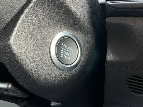 New 2026 Ford Transit 250 148 Medium Roof w/ Load Area Protection Package image 20