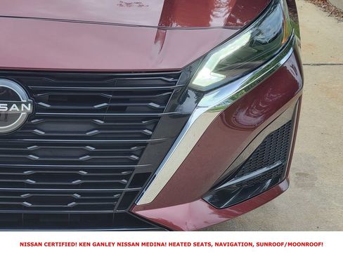 Certified 2023 Nissan Altima 2.5 SV w/ SV Premium Package FWD image 10