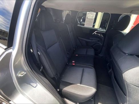 Used 2022 Mitsubishi Outlander ES AWD/4WD image 26