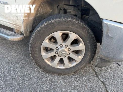 Used 2023 RAM 2500 Laramie AWD/4WD image 17