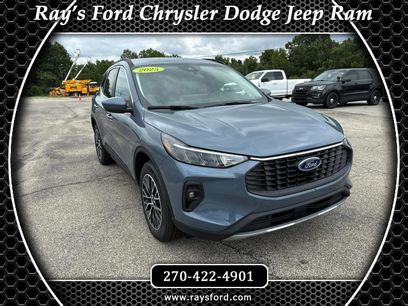 New 2025 Ford Escape SE w/ Class II Trailer Tow Package