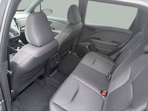 Used 2025 Subaru Forester Premium AWD/4WD image 14