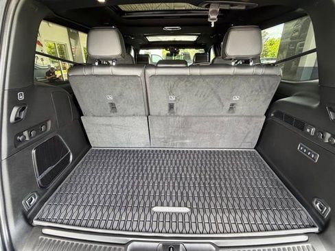 New 2026 Jeep Grand Wagoneer 4WD image 25
