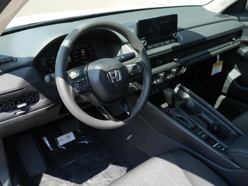 New 2025 Honda Accord SE image 15