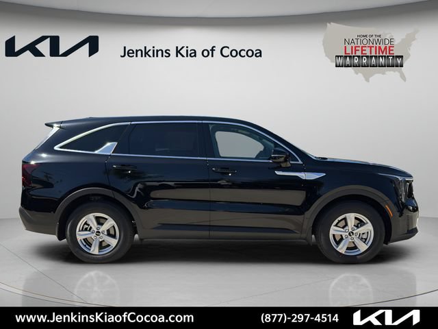 New 2026 Kia Sorento LX FWD image 3