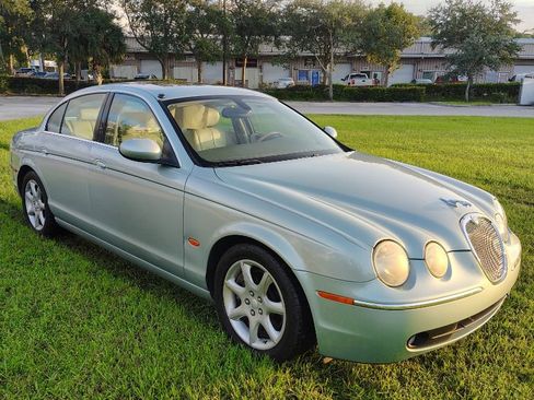 Used 2006 Jaguar S-TYPE 4.2 image 7