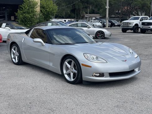 Used 2012 Chevrolet Corvette Coupe RWD image 18