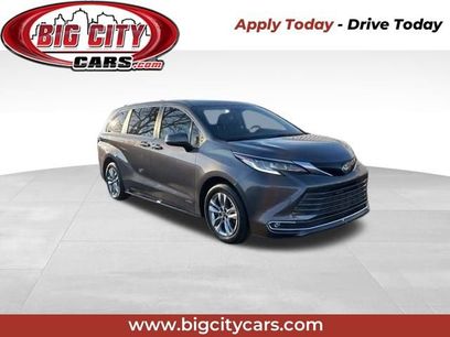 Used 2021 Toyota Sienna Limited