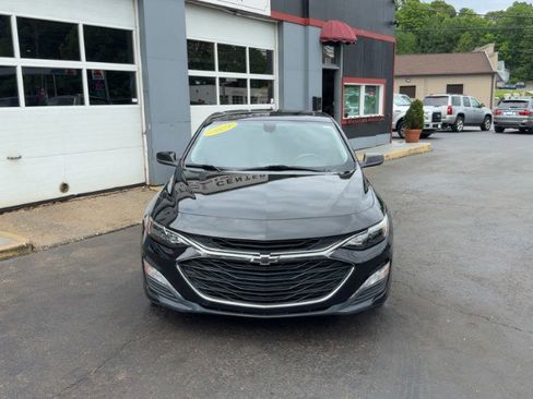 Used 2021 Chevrolet Malibu LT w/ Midnight Edition FWD image 3