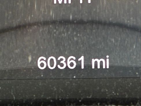 Used 2017 Chrysler Pacifica Touring image 23