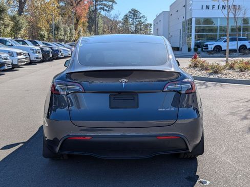Used 2022 Tesla Model Y Performance image 4