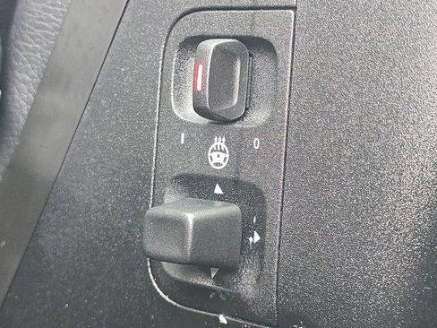 Certified 2023 Mercedes-Benz GLS 450 4MATIC image 37